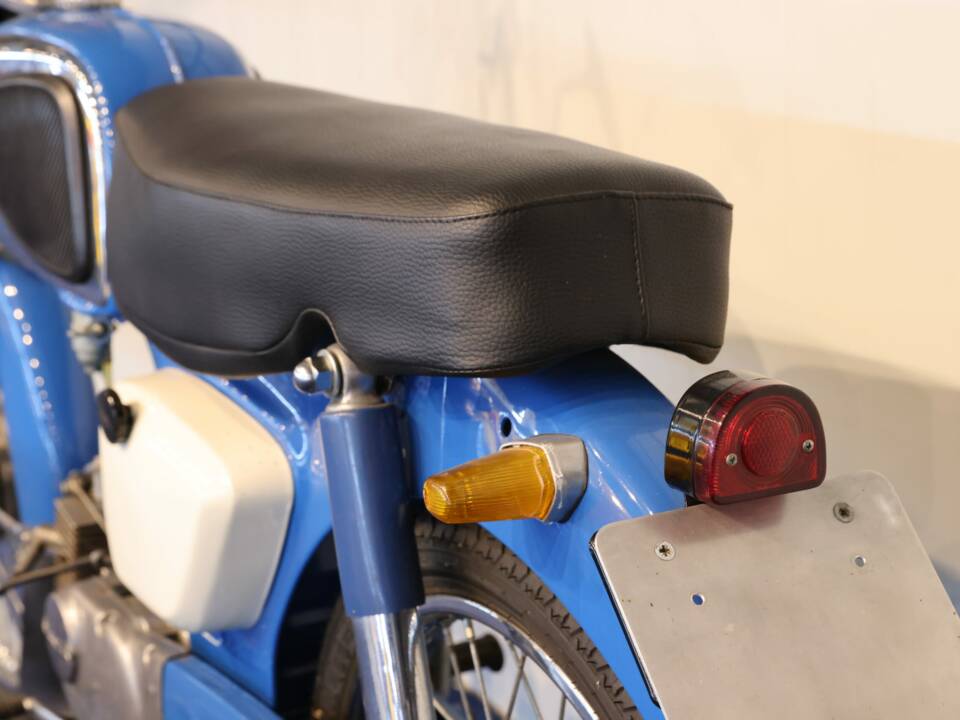 Bild 22/22 von Honda Super Cub C 110 (1900)