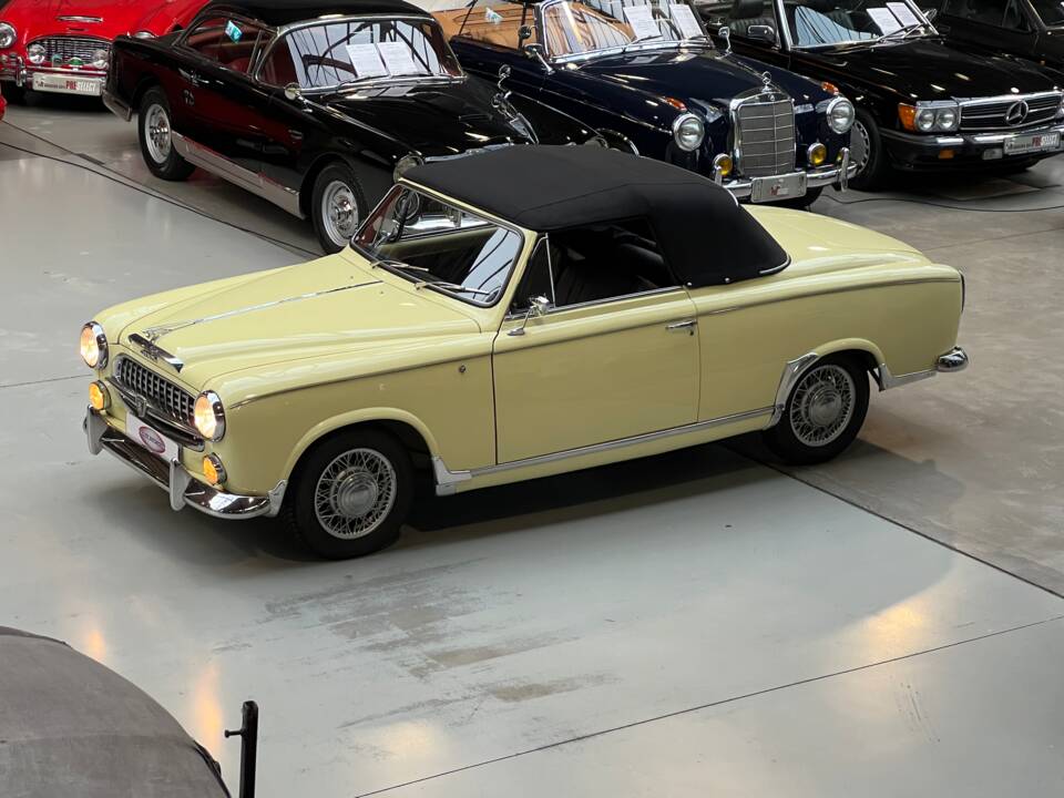 Bild 2/31 von Peugeot 403 Cabriolet (1957)