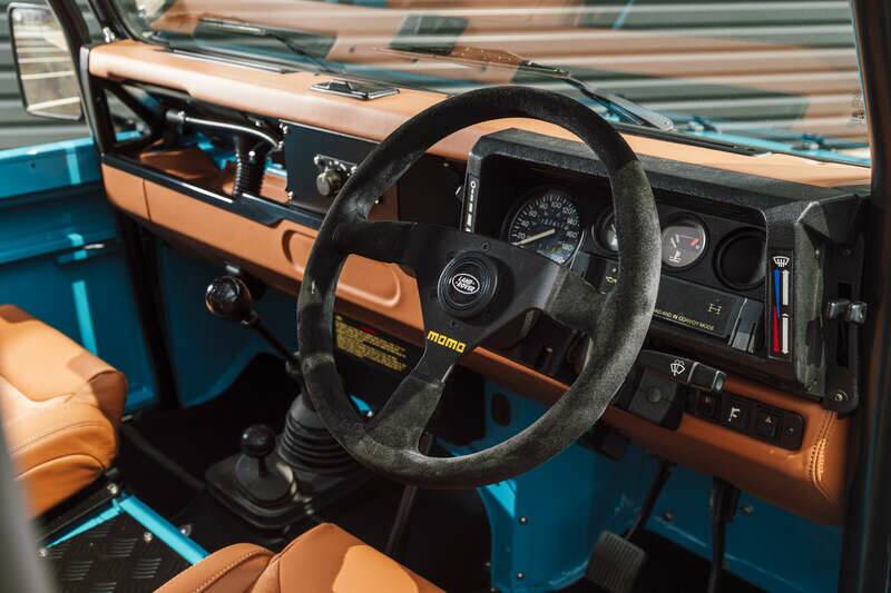 Bild 2/50 von Land Rover Defender 90 (1997)