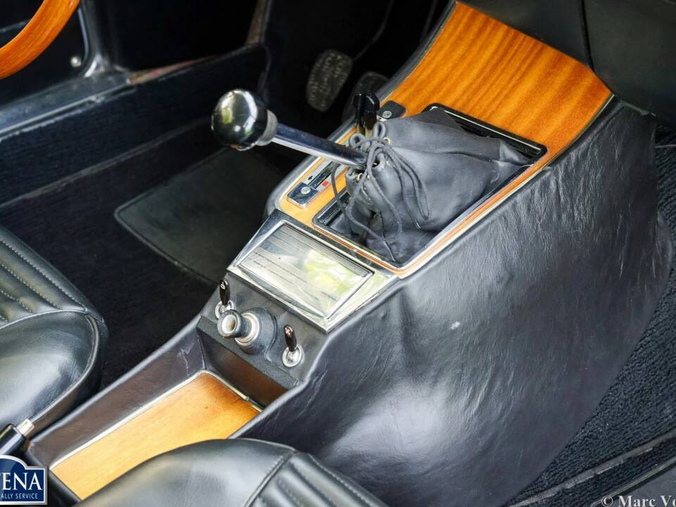 Bild 14/62 von Alfa Romeo 2000 GT Veloce (1974)