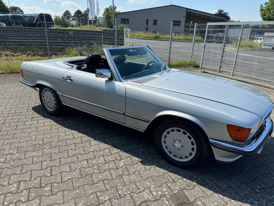 Bild 2/72 von Mercedes-Benz 300 SL (1988)