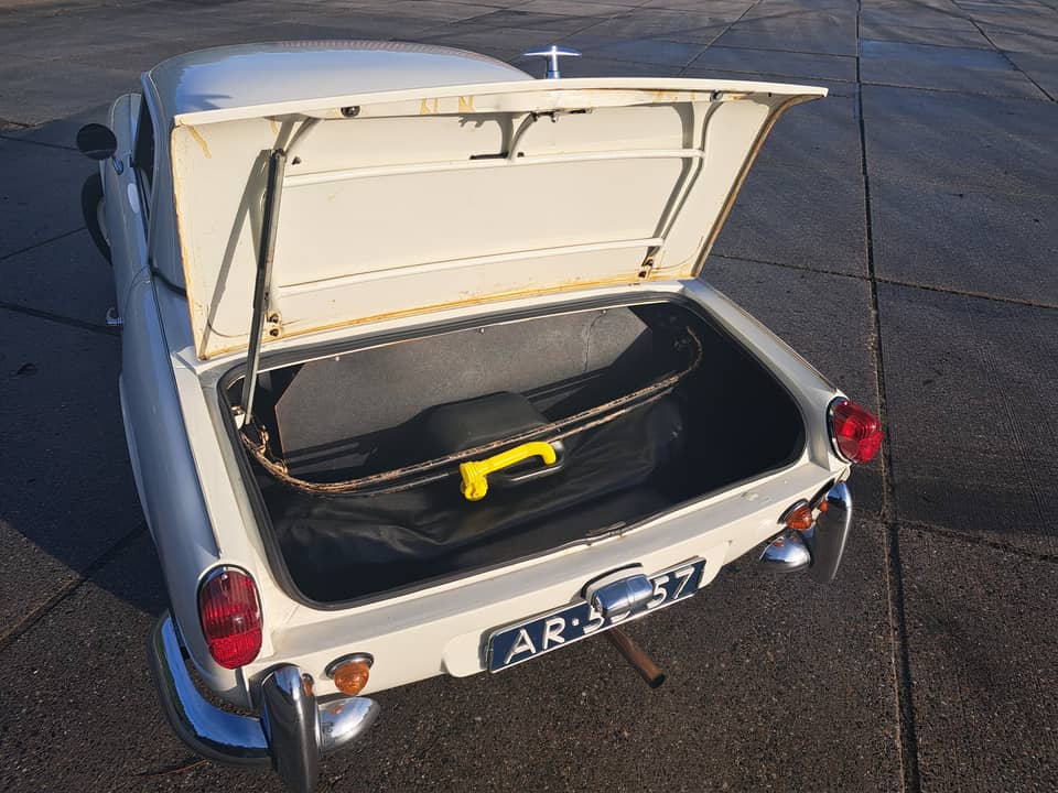 Image 11/14 of Triumph Spitfire 4 (1964)