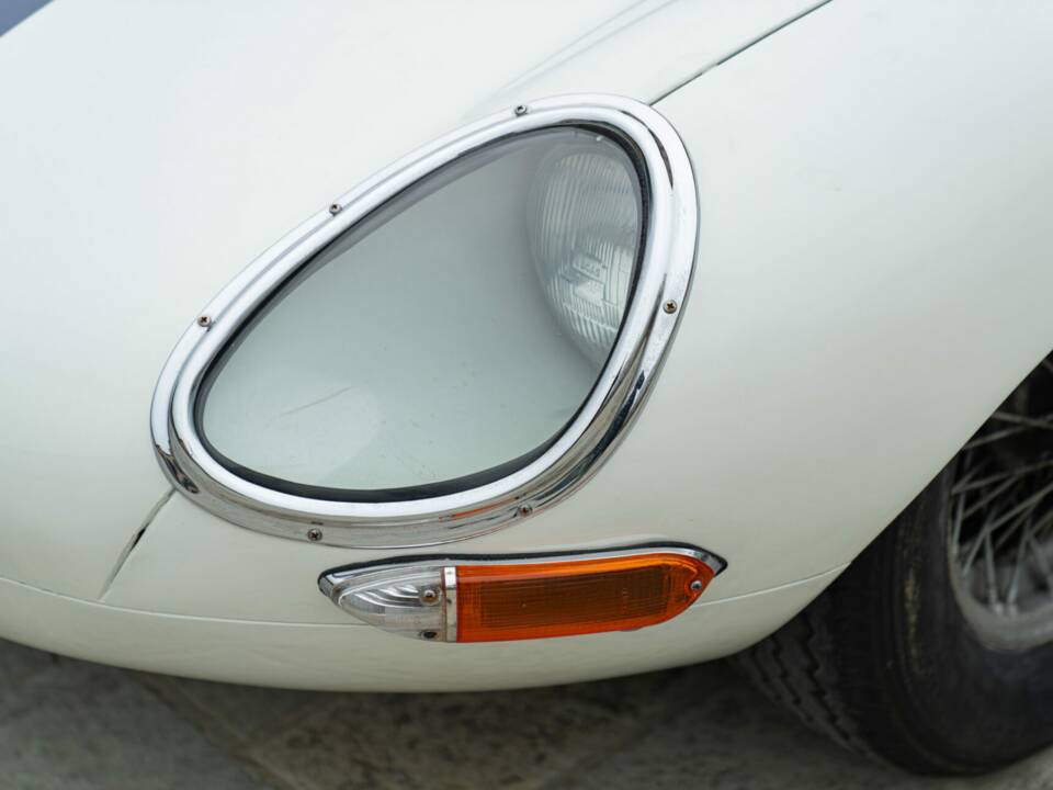 Imagen 25/50 de Jaguar E-Type 3.8 (1964)