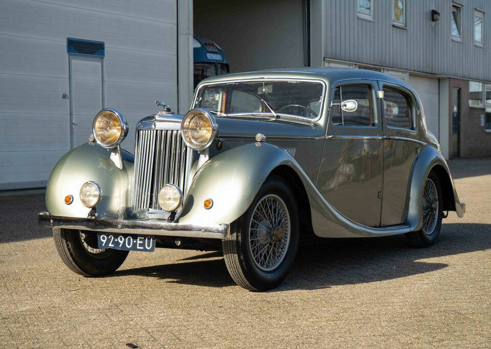 Image 1/8 of Jaguar 1.5 Litre (1948)