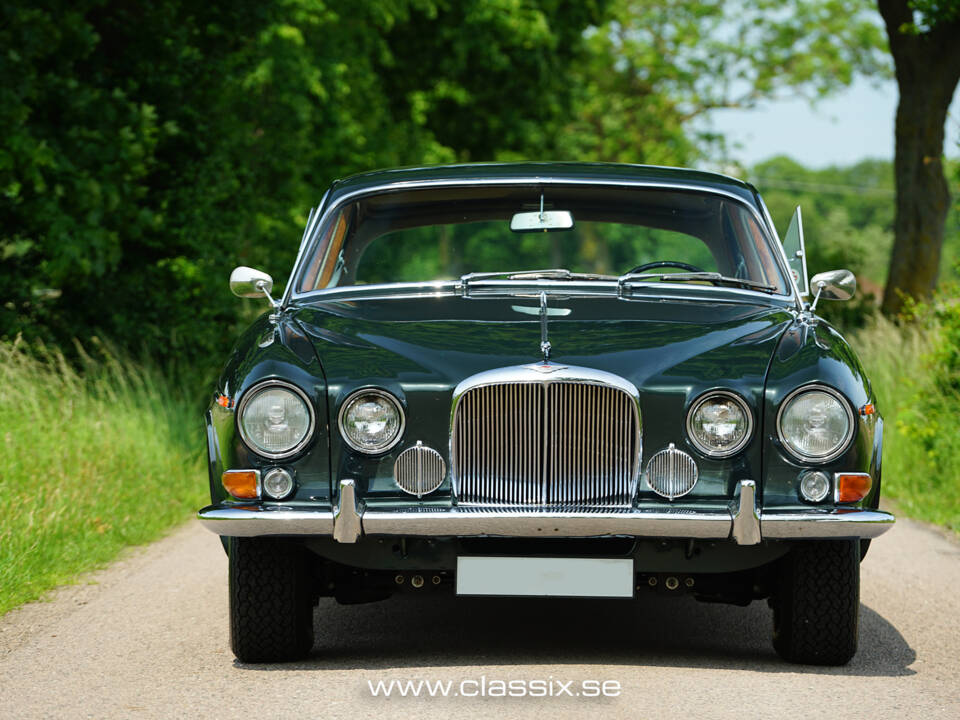 Immagine 24/30 di Jaguar 420 G (1970)