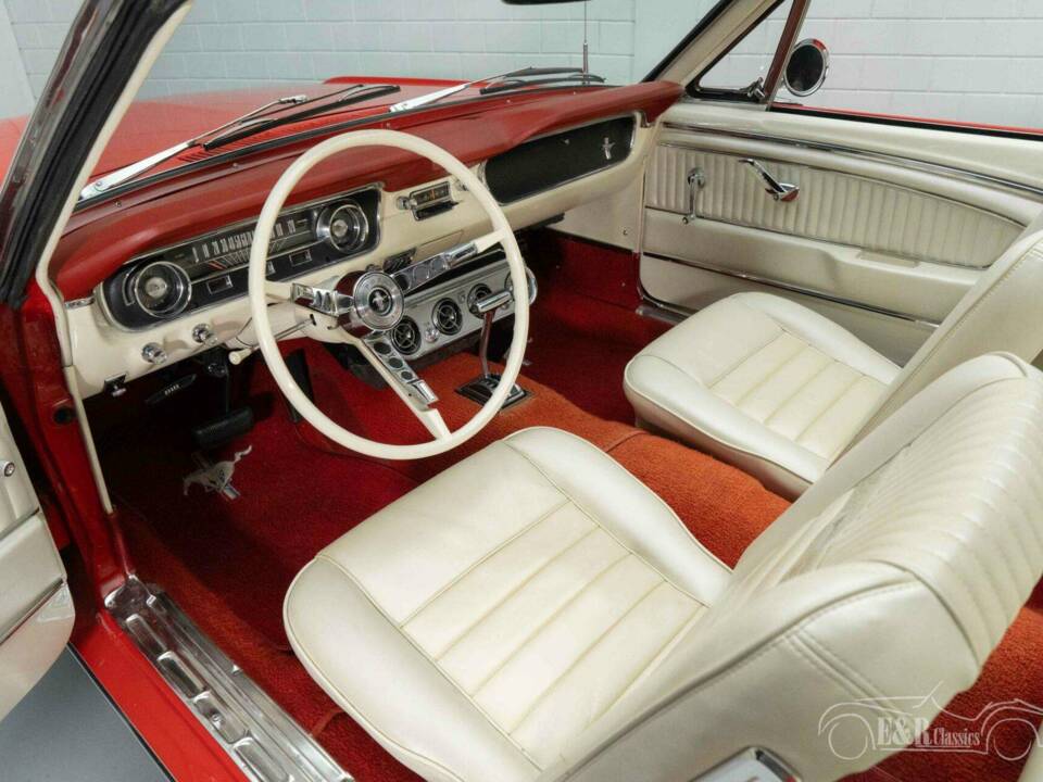 Image 15/19 of Ford Mustang 289 (1965)