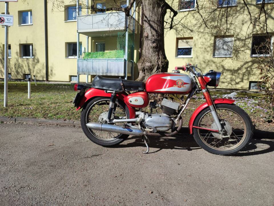Immagine 41/49 di Benelli Nuovo Leoncino (1965)