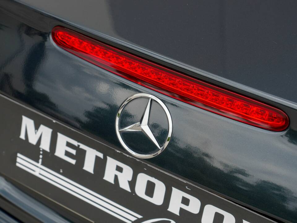 Image 37/45 de Mercedes-Benz SL 350 (2003)