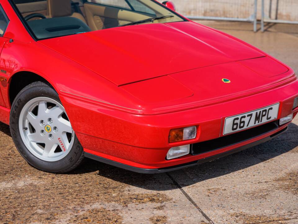 Afbeelding 9/47 van Lotus Esprit Turbo HC (1989)