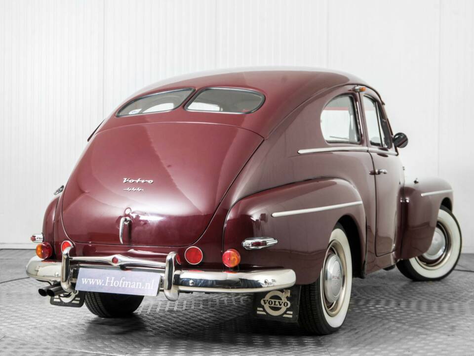 Image 44/50 of Volvo PV 444 (1953)