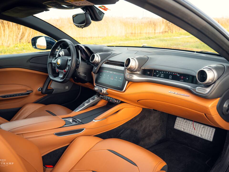 Bild 10/12 von Ferrari GTC4Lusso (2016)