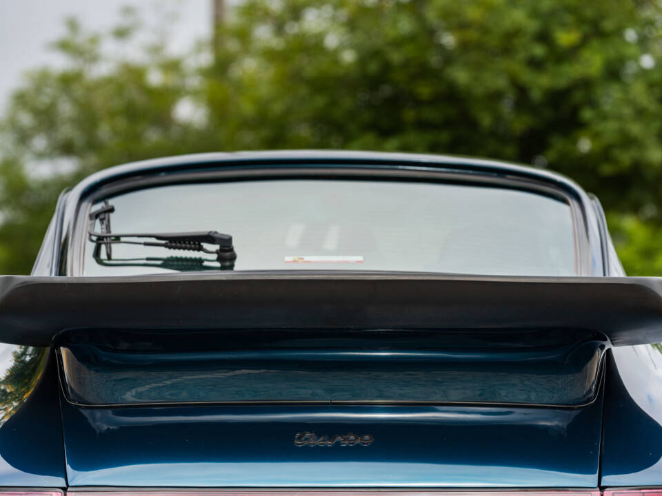 Image 26/87 of Porsche 911 Turbo 3.3 (1991)