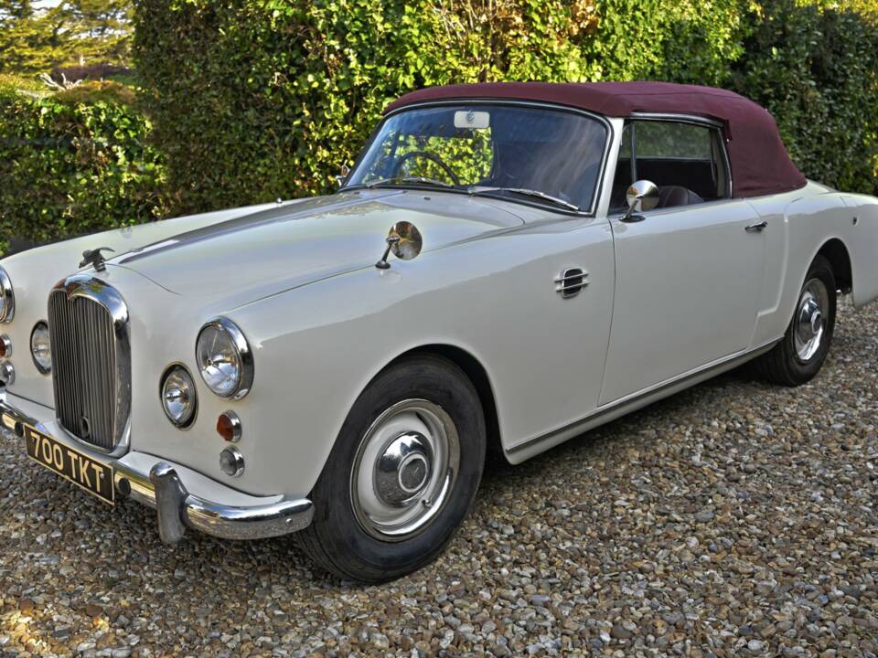 Image 17/38 of Alvis TD 21 (1962)