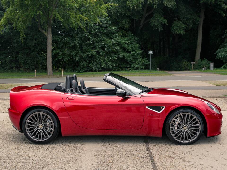Afbeelding 7/26 van Alfa Romeo 8C Spider (2010)