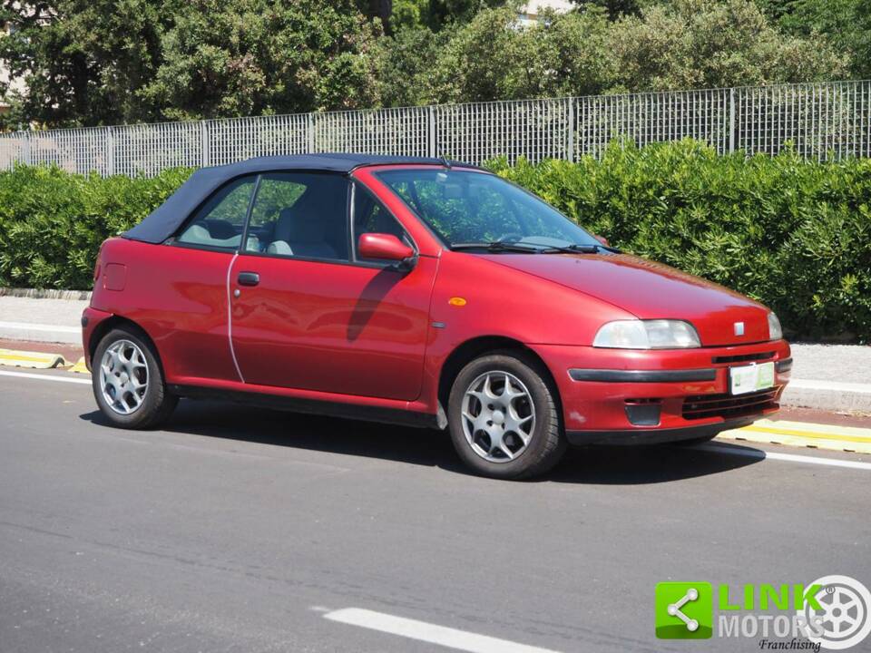 Bild 15/42 von FIAT Punto 90 ELX (1996)