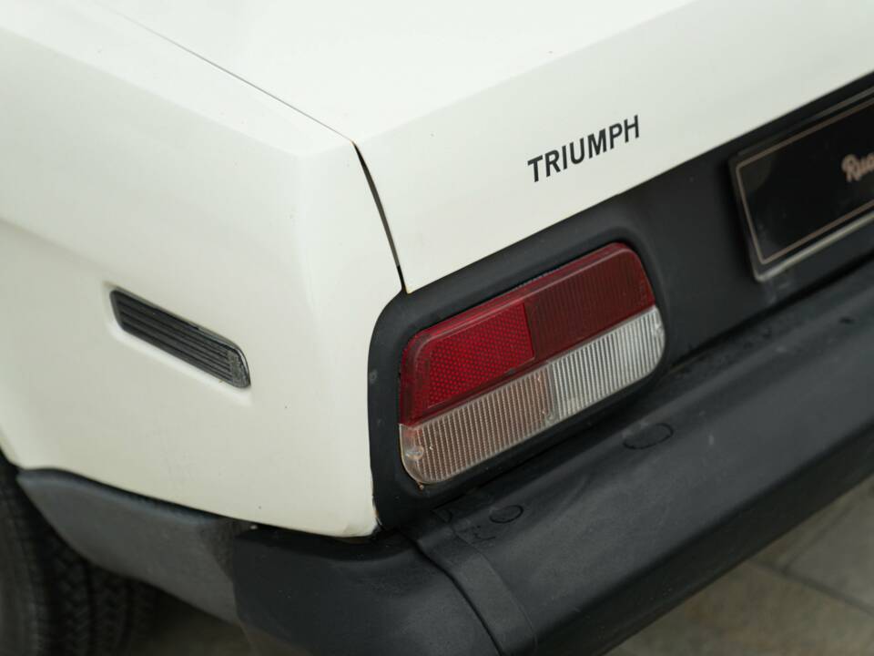 Image 16/49 of Triumph TR 7 Europa (1977)