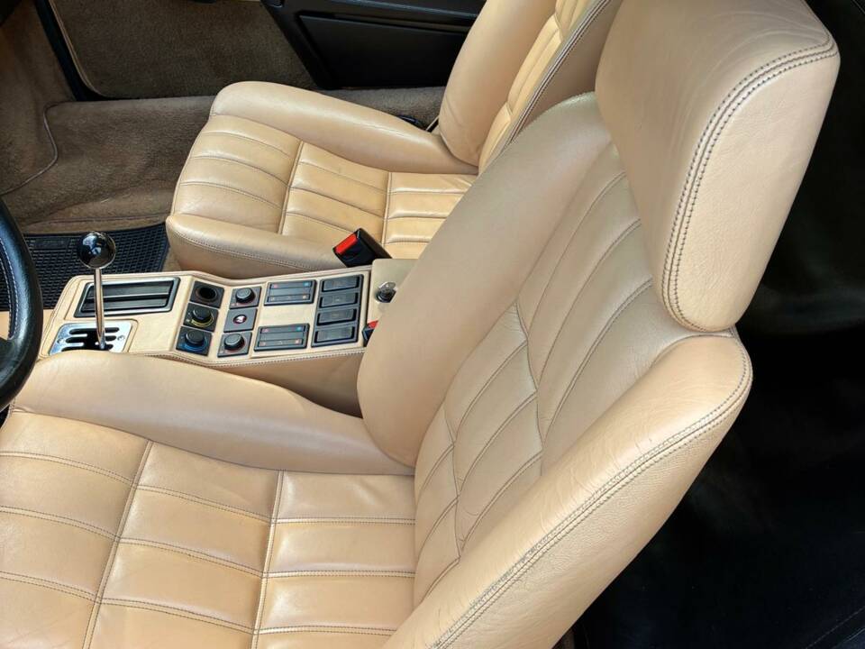 Image 32/51 of Ferrari 208 GTS Turbo (1987)