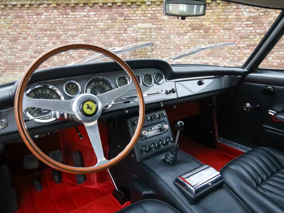 Image 10/50 of Ferrari 250 GT/E (1962)