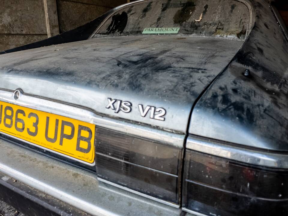 Image 28/34 of Jaguar XJS 5.3 V12 (1992)