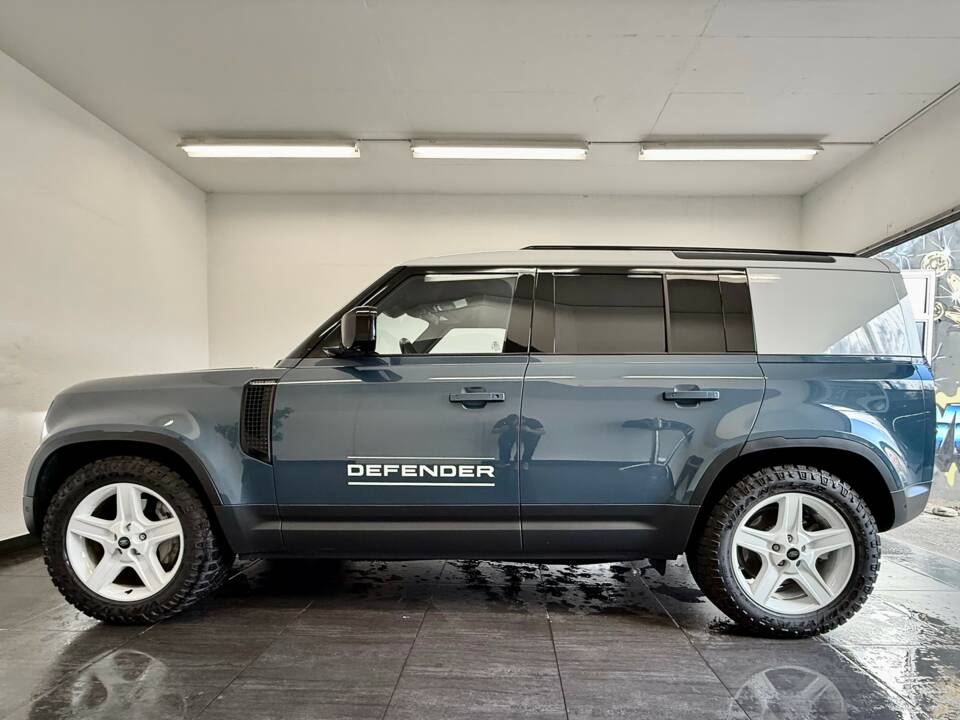 Image 4/25 of Land Rover Defender 110 D300 AWD (2022)