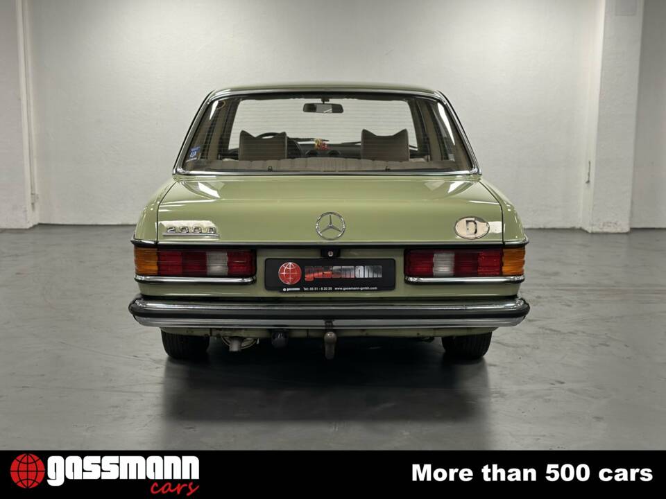 Image 7/15 de Mercedes-Benz 200 D (1978)