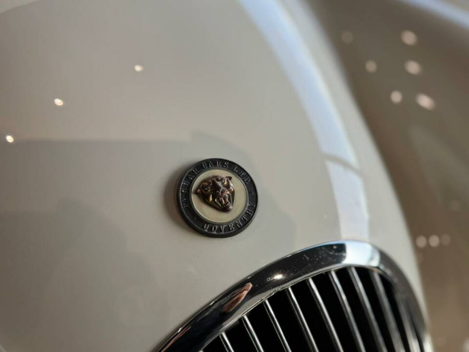 Bild 6/22 von Jaguar XK 120 OTS (1952)