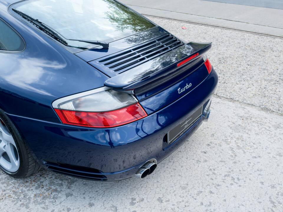 Image 15/46 of Porsche 911 Turbo (2001)