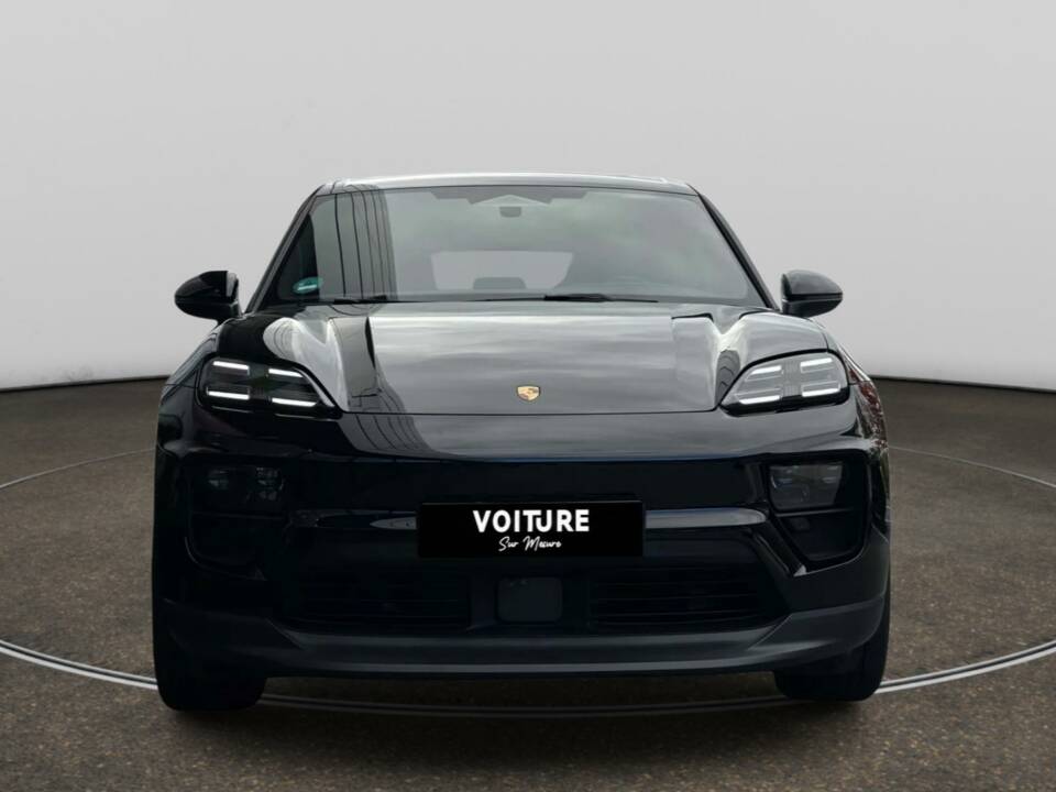 Image 12/13 de Porsche Macan Turbo (2024)