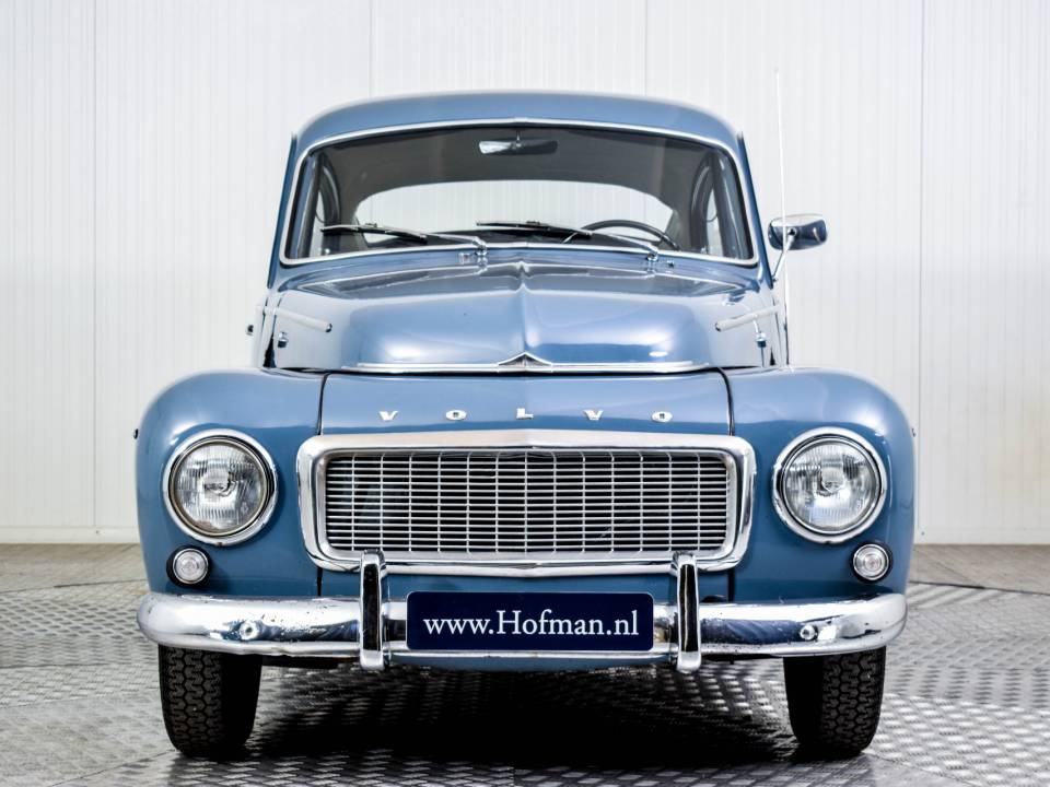 Image 3/50 of Volvo PV 544 (1959)