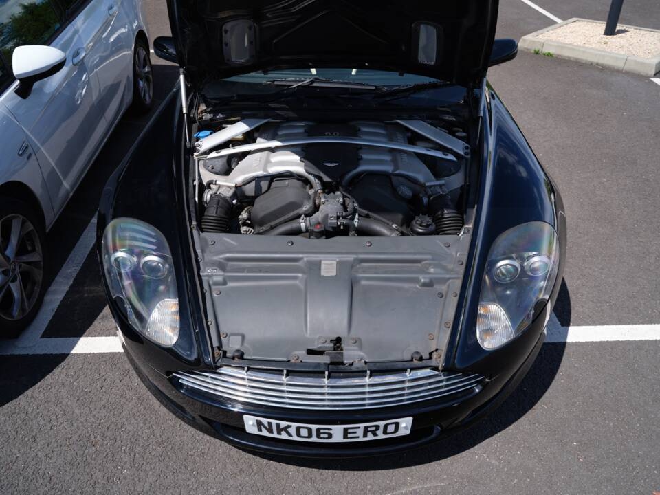 Bild 12/31 von Aston Martin DB 9 Volante (2006)