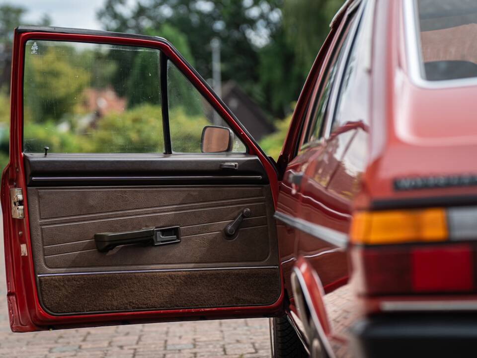 Image 19/75 of Volkswagen Passat 1.6 (1978)