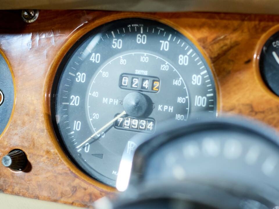Image 48/62 of Rolls-Royce Silver Shadow I (1969)