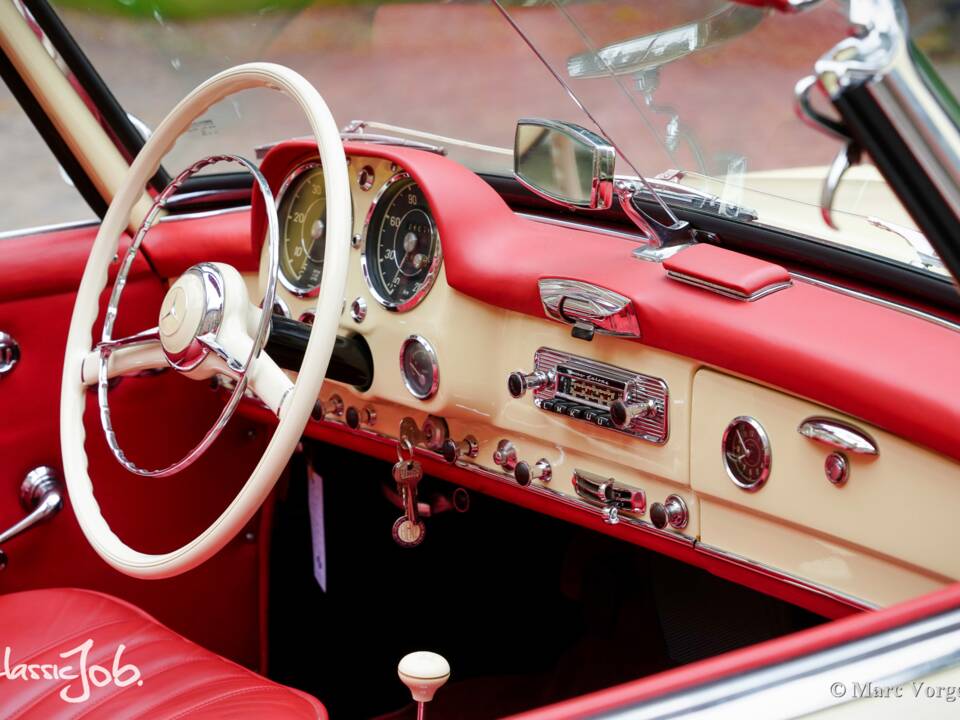 Image 36/61 of Mercedes-Benz 190 SL (1959)