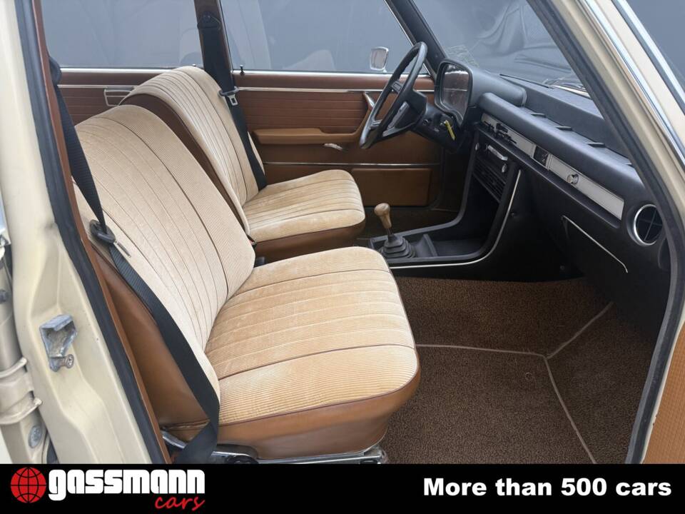 Image 13/15 de BMW 2500 (1970)