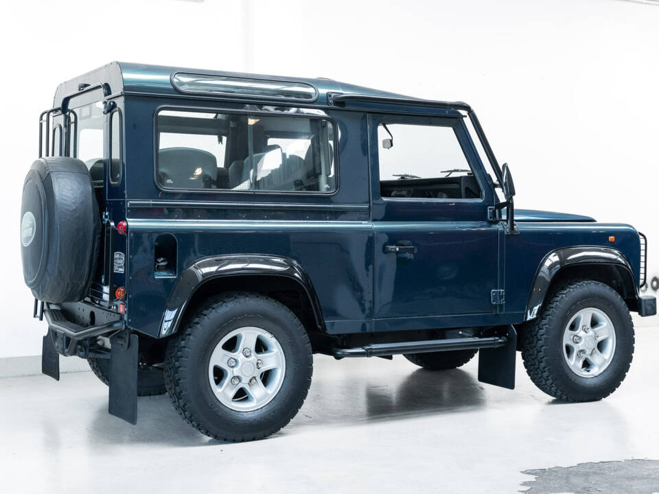 Image 43/43 of Land Rover Defender 90 &quot;50th Anniversary&quot; (1998)
