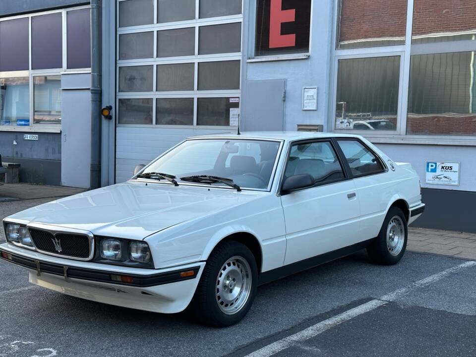 Bild 2/4 von Maserati 222 (1989)