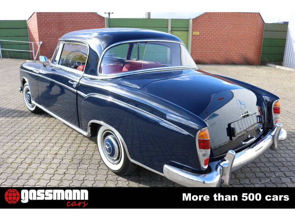 Image 4/15 of Mercedes-Benz 220 S (1958)