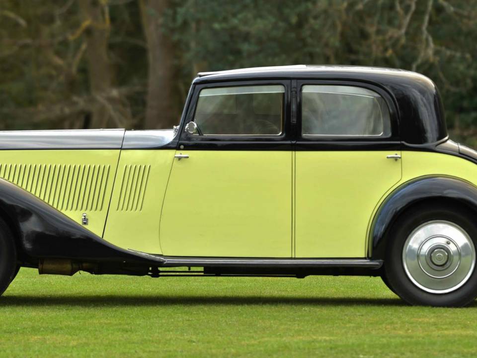 Image 6/50 of Rolls-Royce 20&#x2F;25 HP Sport Saloon (1933)