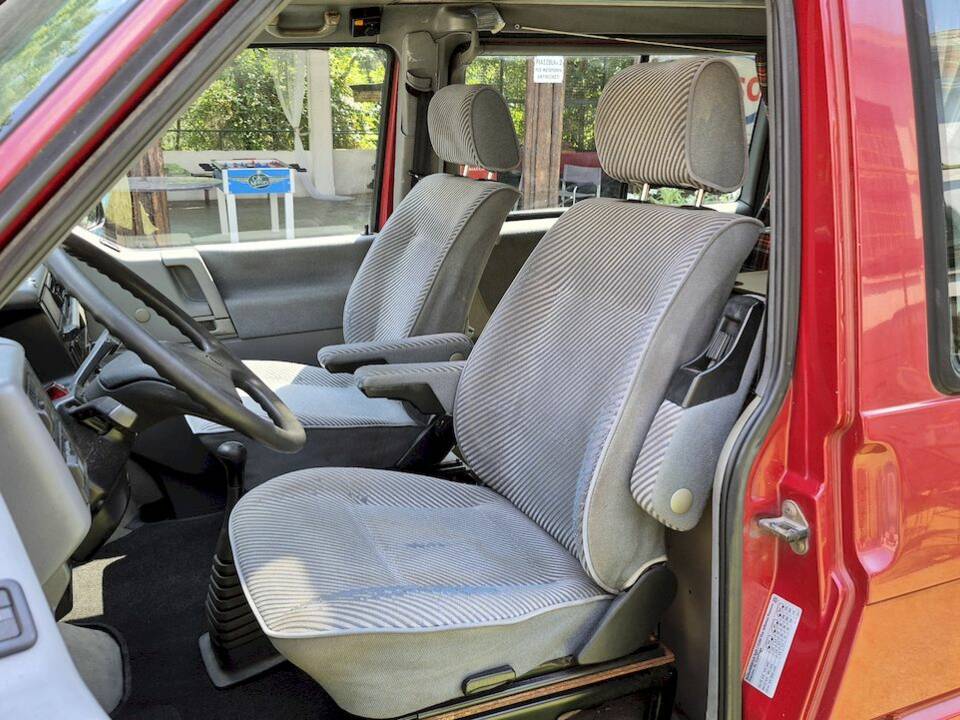 Bild 22/71 von Volkswagen T4 California 2.4 D (1994)
