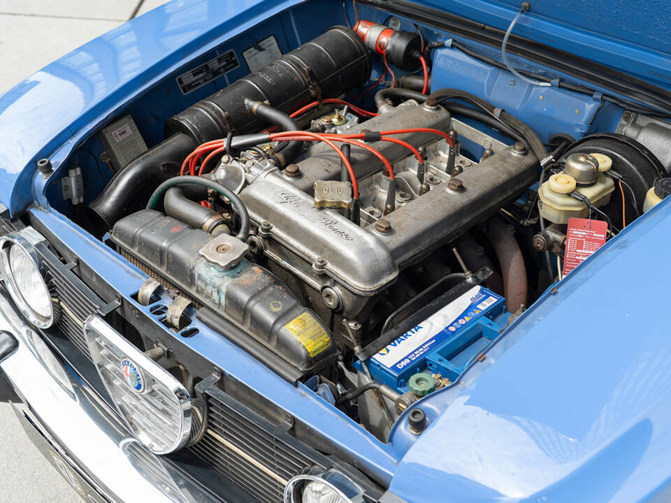 Bild 57/58 von Alfa Romeo Giulia Nuova Super 1600 (1977)