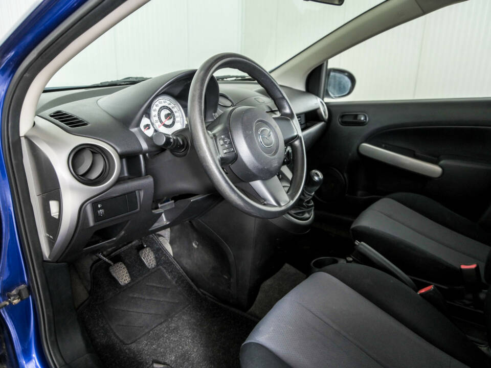 Bild 24/48 von Mazda 2 - 1.3 MZR (2009)