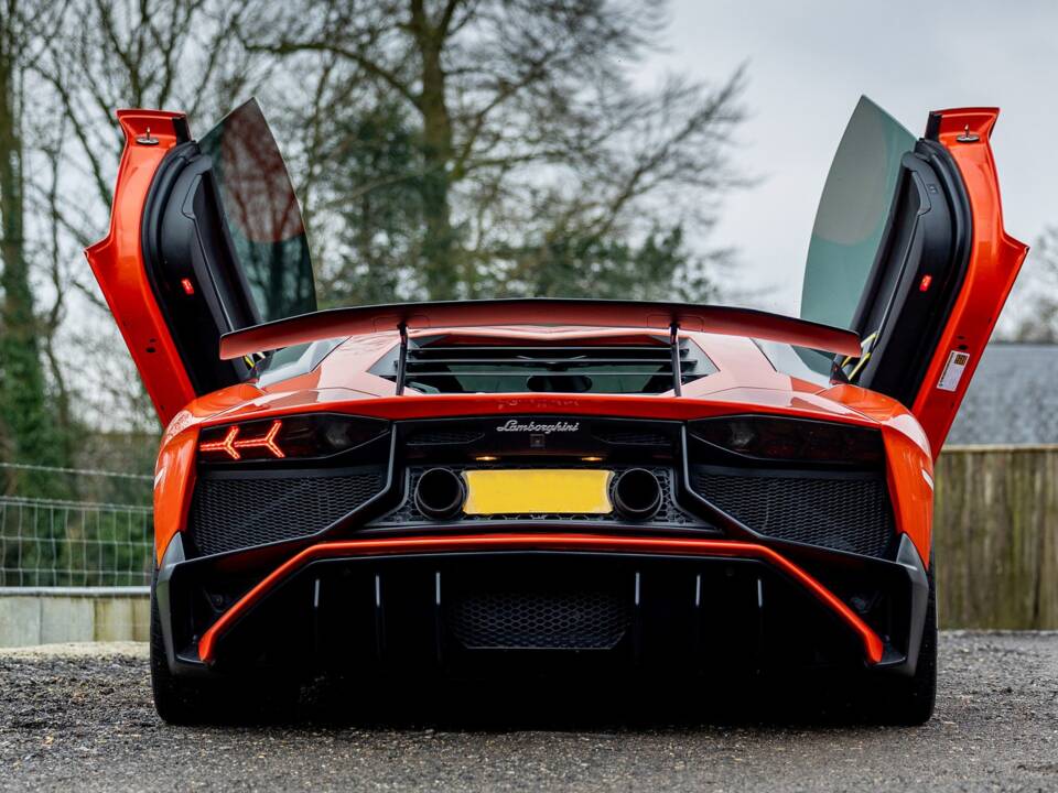 Afbeelding 5/47 van Lamborghini Aventador LP 700-4 (2013)