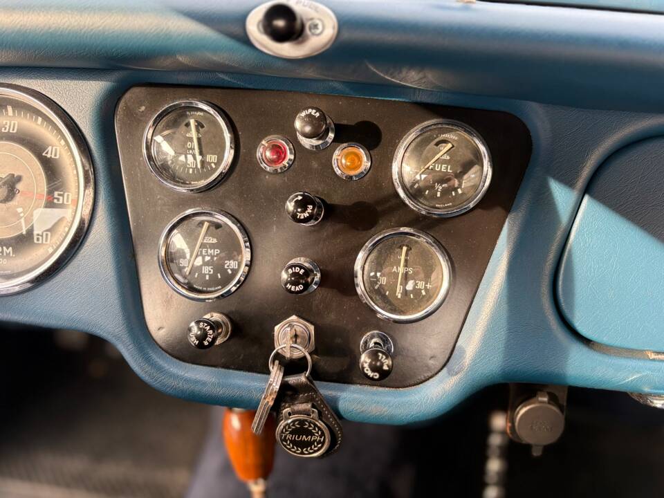 Imagen 9/17 de Triumph TR 3A (1961)