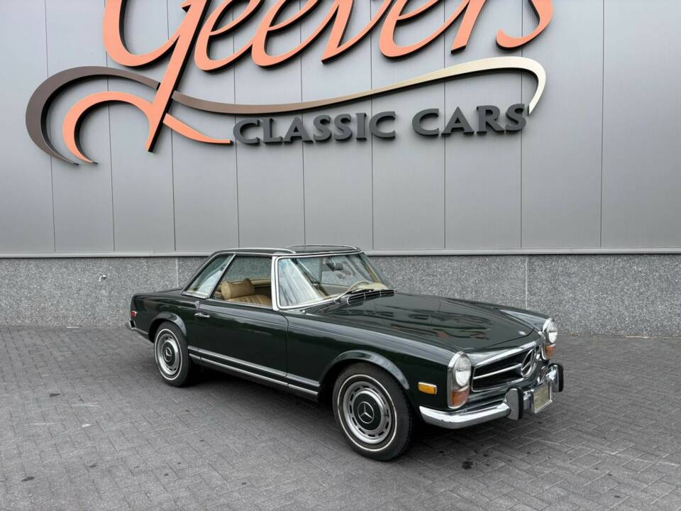 Image 13/50 de Mercedes-Benz 280 SL (1970)