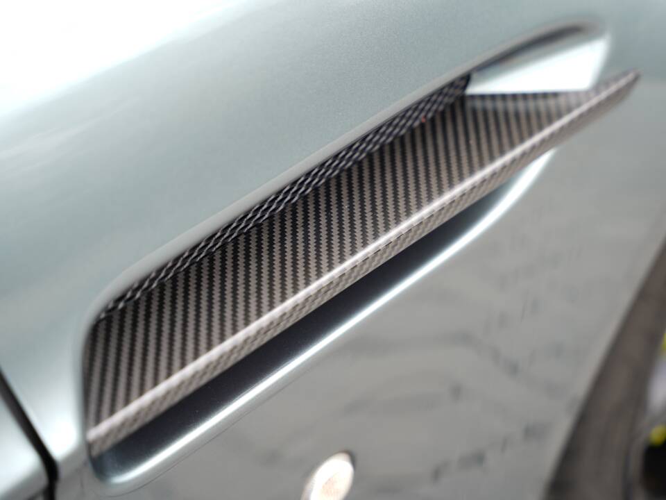 Bild 46/50 von Aston Martin V8 Vantage AMR (2018)