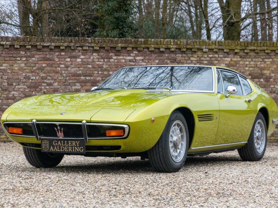 Image 2/50 of Maserati Ghibli (1970)