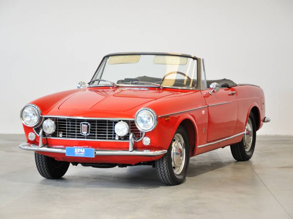 Image 3/29 of FIAT 1500 (1964)