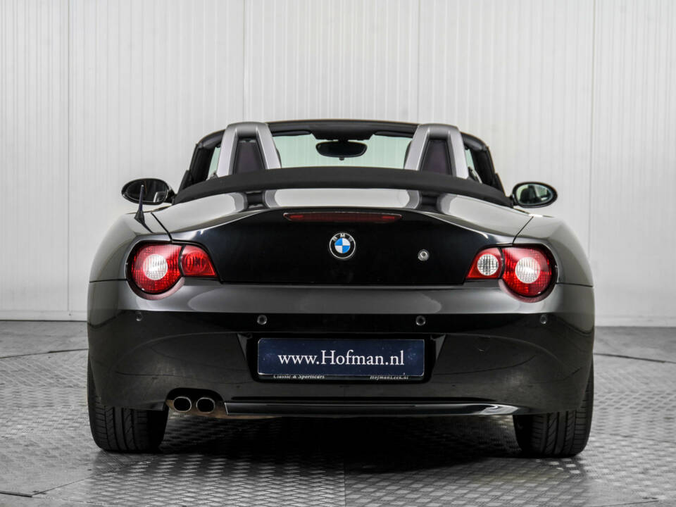 Image 13/50 of BMW Z4 2.2i (2005)