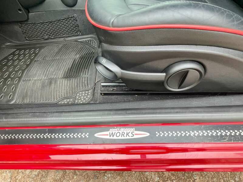 Image 24/28 of Mini John Cooper Works (2015)