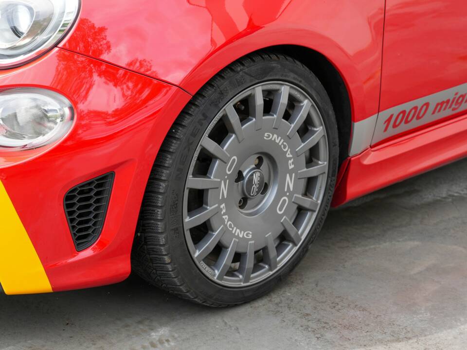Image 31/44 of Abarth 595 "1000 Miglia" (2018)